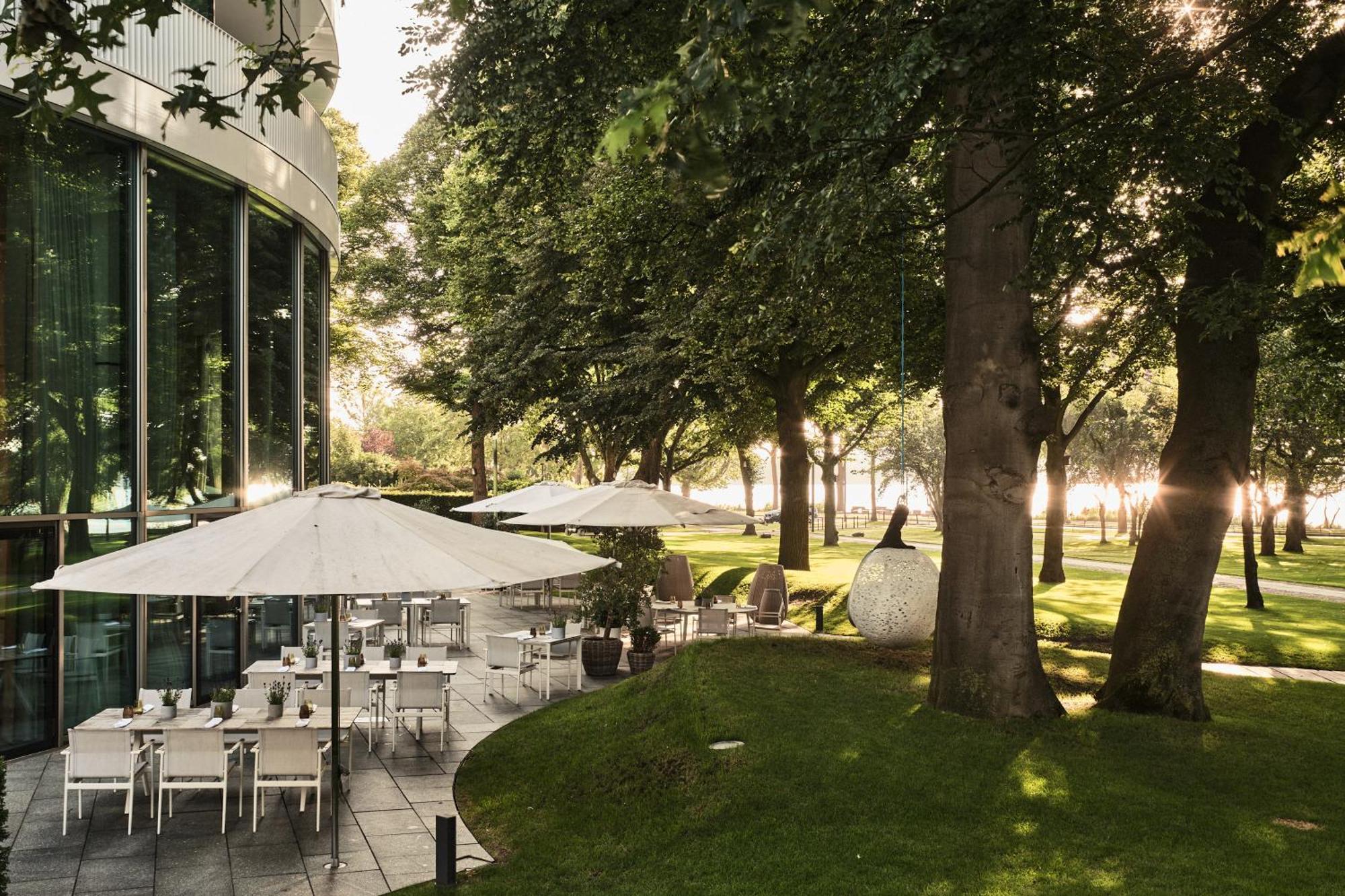 The Fontenay Hamburg Hamburgo Exterior foto The park
